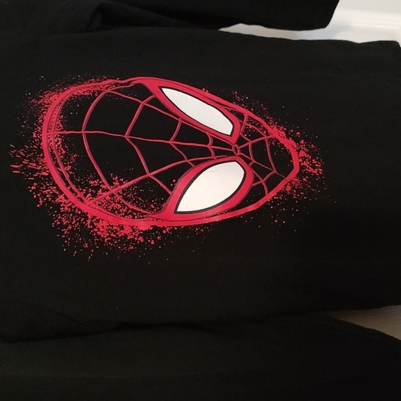 Spider-Man Miles Kids Black and Red Hoodie - Picture 2 of 7